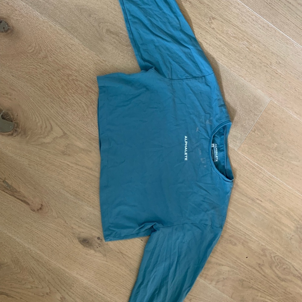 Alphalete cropped top